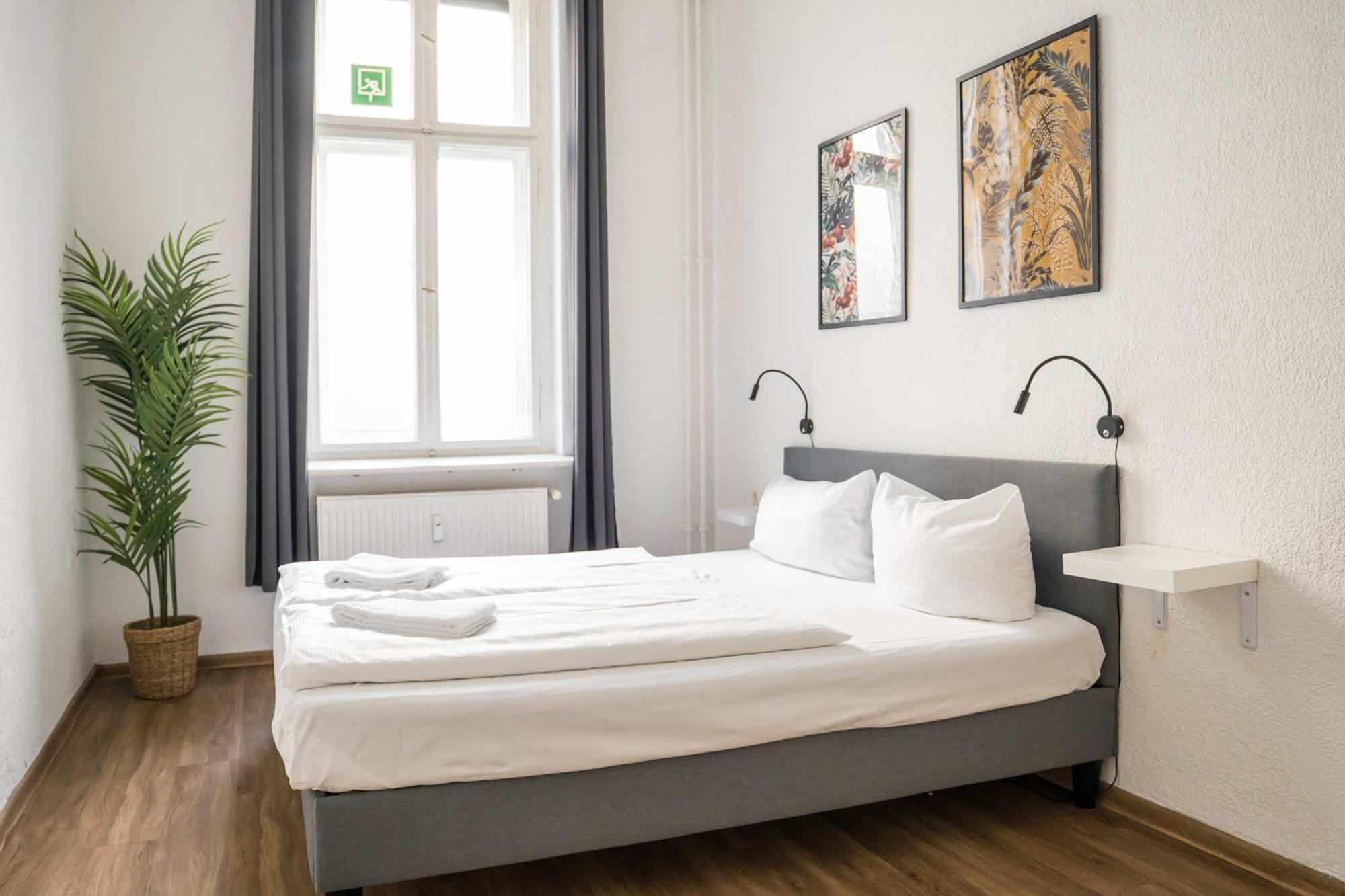 Stylish In Convinient Location Apartment